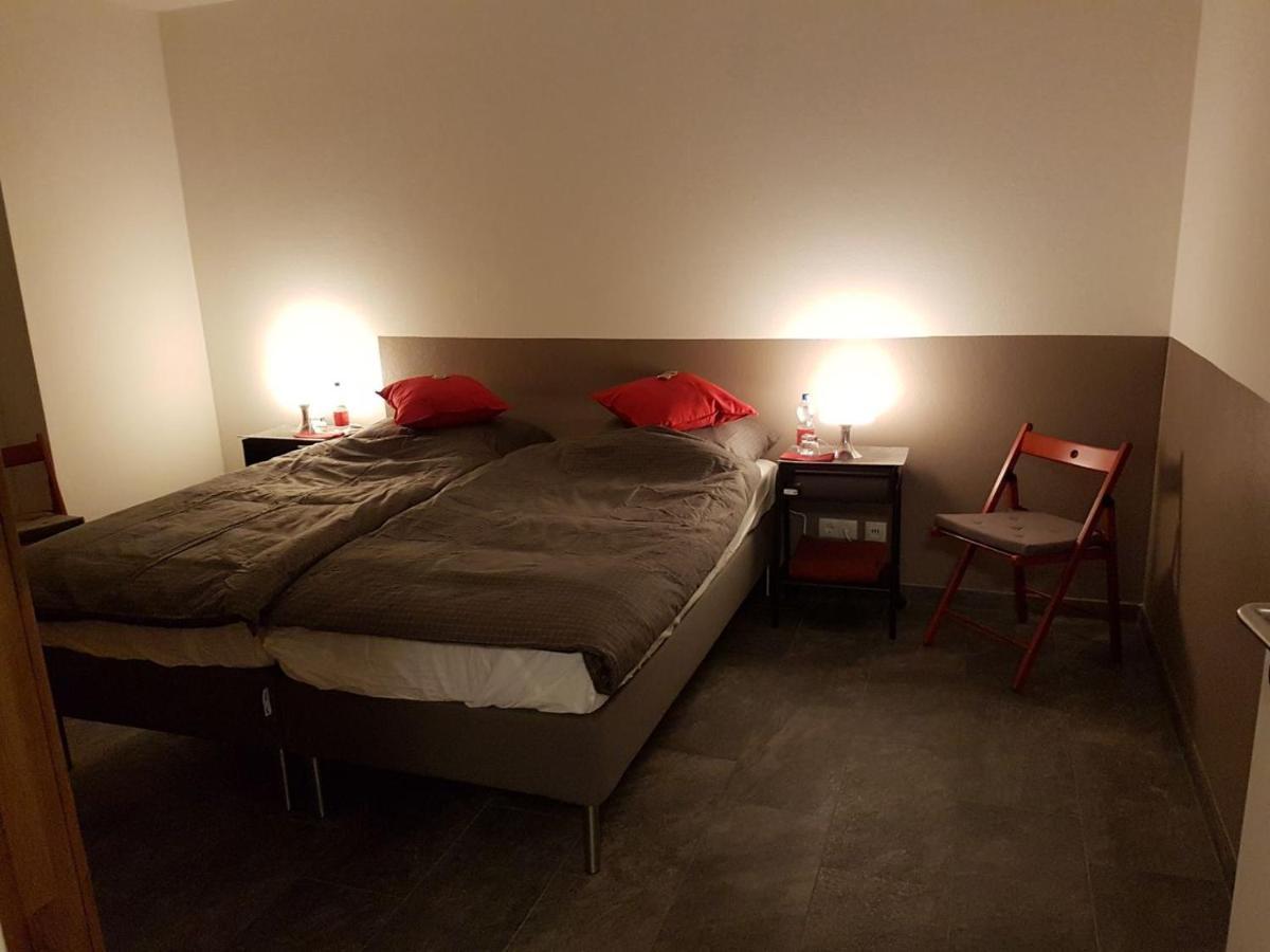 Ferienhaus Am Paradies Neuschoo Buitenkant foto